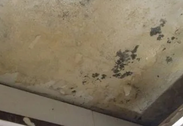 曹县阳台漏水维修公司分享下曹县卫生间渗水维修需要注意哪些问题。